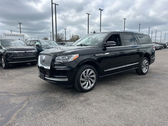 2022 Lincoln Navigator L Reserve