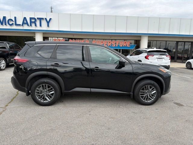 2022 Nissan Rogue S