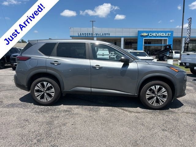 2023 Nissan Rogue SV FWD