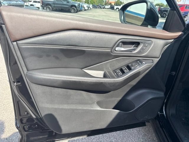 2023 Nissan Rogue SL Intelligent AWD