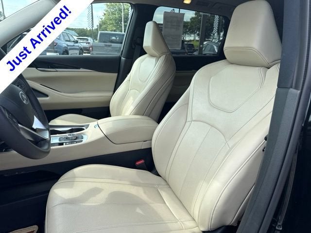 2024 INFINITI QX60 PURE