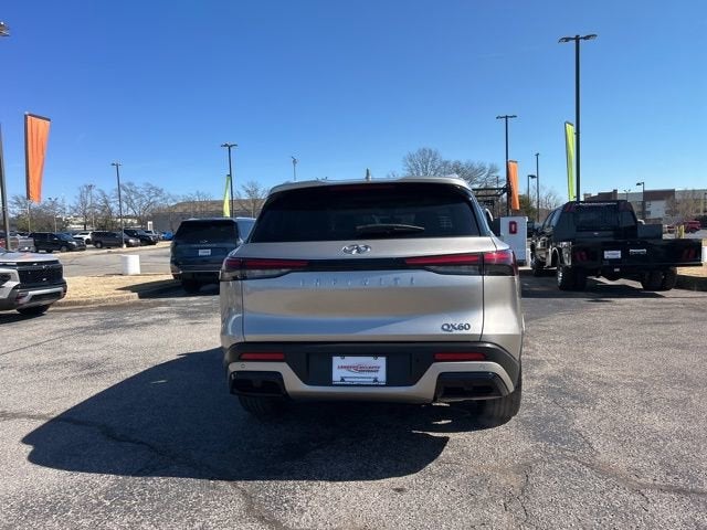 2024 INFINITI QX60 LUXE