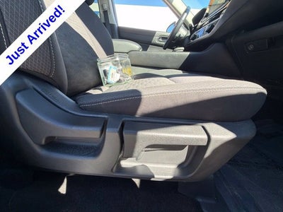 2025 Nissan Pathfinder SV FWD