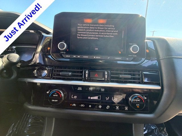 2025 Nissan Pathfinder SV FWD