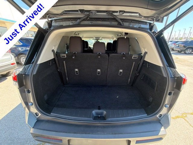 2025 Nissan Pathfinder SV FWD