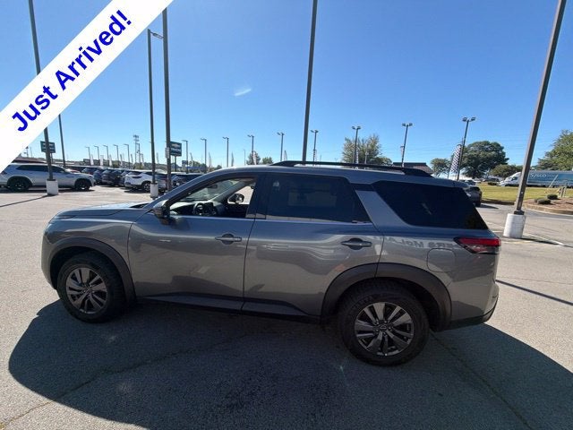 2025 Nissan Pathfinder SV FWD