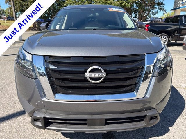 2025 Nissan Pathfinder SV FWD