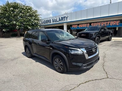 2022 Nissan Pathfinder SV 4WD