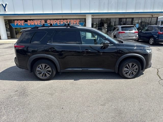 2022 Nissan Pathfinder SV 4WD