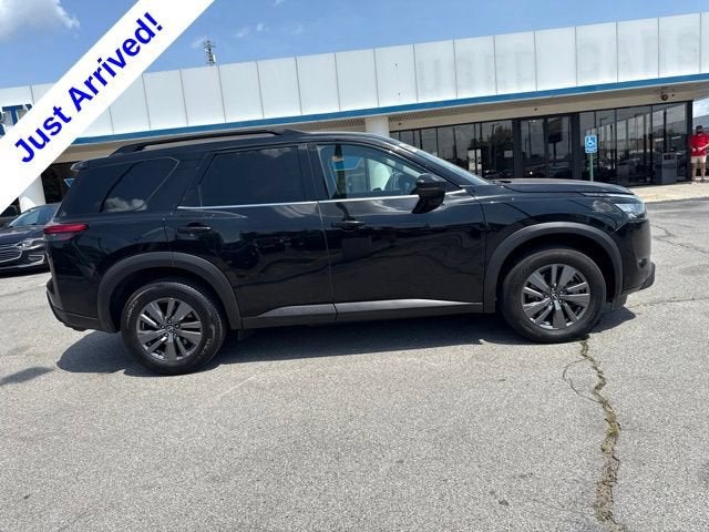 2025 Nissan Pathfinder SV 4WD