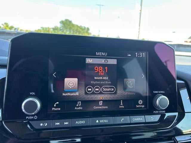 2025 Nissan Pathfinder SV 4WD