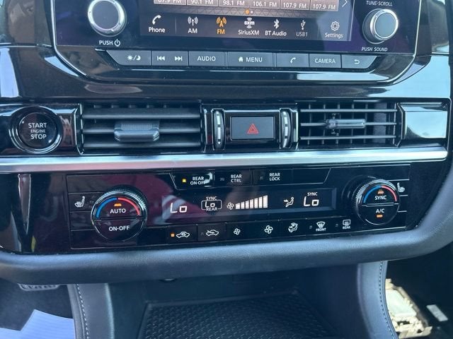 2025 Nissan Pathfinder SV 4WD