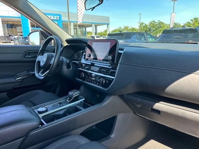 2025 Nissan Pathfinder SV 4WD
