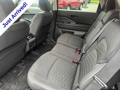 2024 Nissan Pathfinder SV 4WD