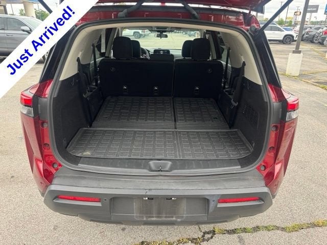 2024 Nissan Pathfinder SV 4WD