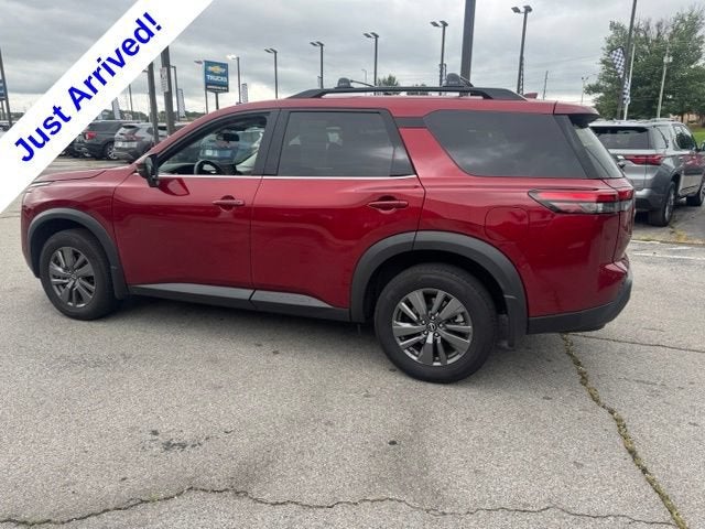 2024 Nissan Pathfinder SV 4WD