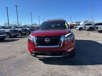 2024 Nissan Pathfinder Platinum