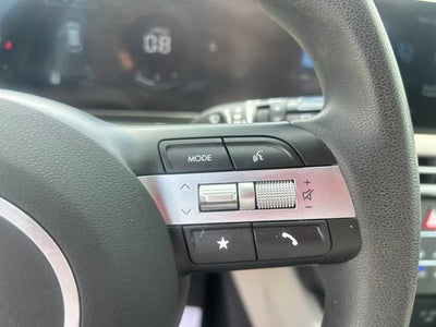 2025 Hyundai Tucson SE