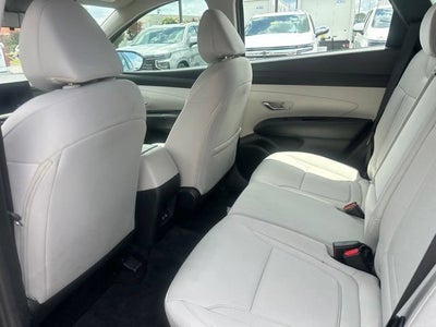 2025 Hyundai Tucson SE