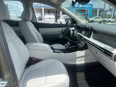 2025 Hyundai Tucson SE