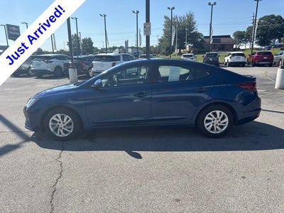 2020 Hyundai Elantra SE