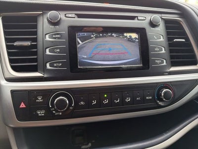 2015 Toyota Highlander LE