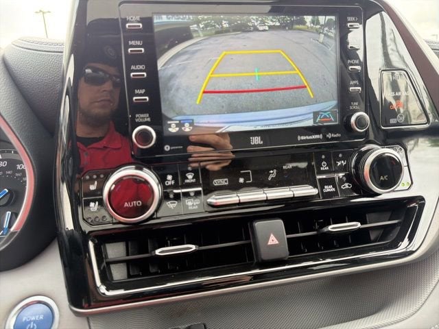 2020 Toyota Highlander Hybrid Limited