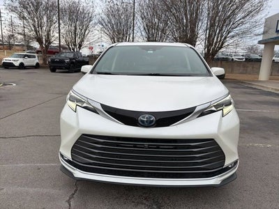 2021 Toyota Sienna Limited