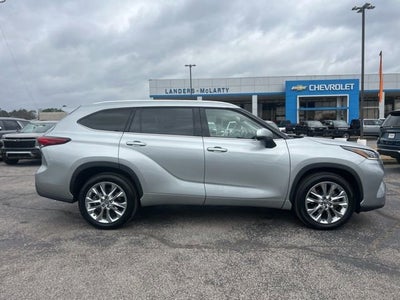 2023 Toyota Highlander L