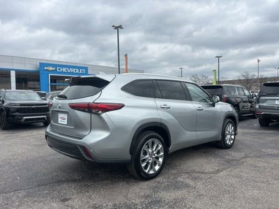 2023 Toyota Highlander L