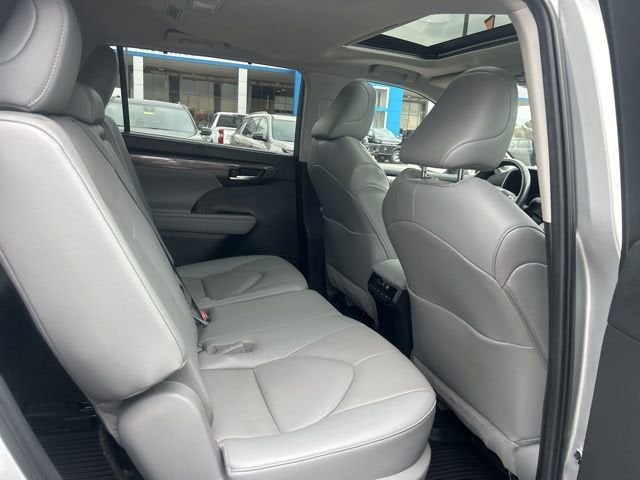 2023 Toyota Highlander L