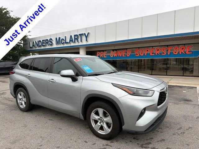 2023 Toyota Highlander LE