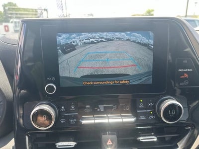 2023 Toyota Highlander LE