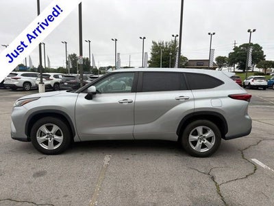 2023 Toyota Highlander LE