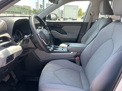 2023 Toyota Highlander L