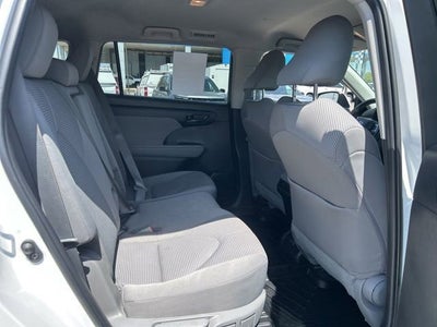 2023 Toyota Highlander L