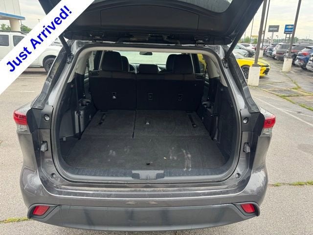 2024 Toyota Highlander LE
