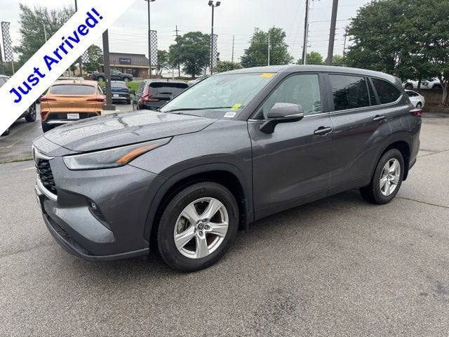 2024 Toyota Highlander LE