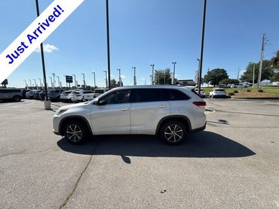 2018 Toyota Highlander SE
