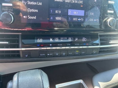 2021 Toyota Sienna XLE