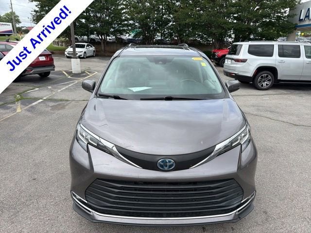 2021 Toyota Sienna XLE