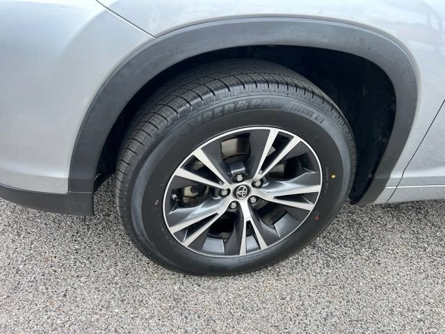 2018 Toyota Highlander LE