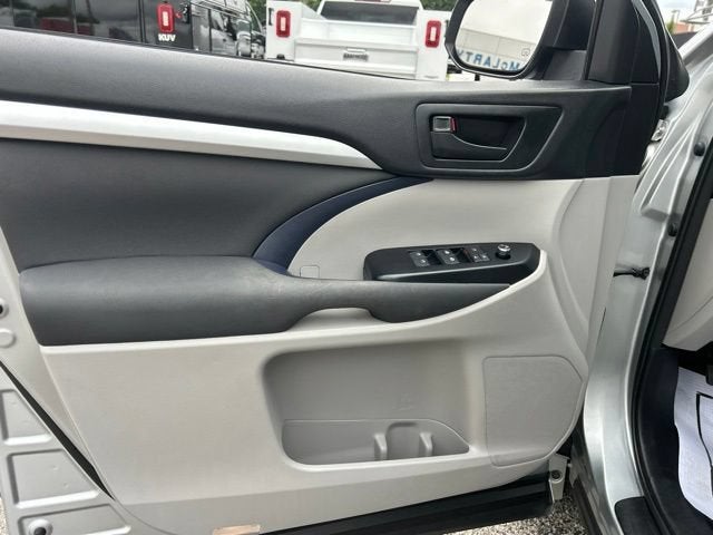 2018 Toyota Highlander LE