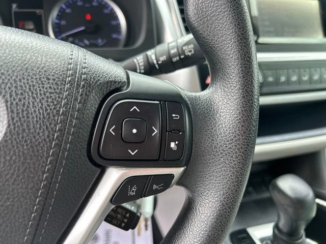 2018 Toyota Highlander LE