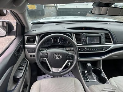 2018 Toyota Highlander LE