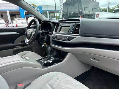 2018 Toyota Highlander LE