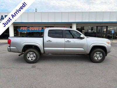 2017 Toyota Tacoma SR
