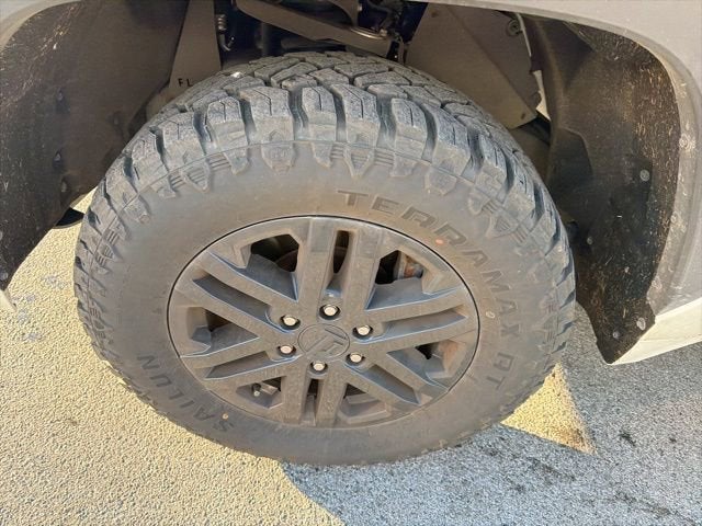 2022 Toyota Tundra 2WD SR5