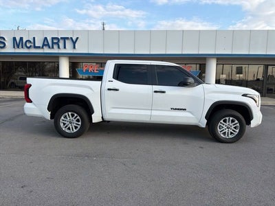 2024 Toyota Tundra 4WD SR5