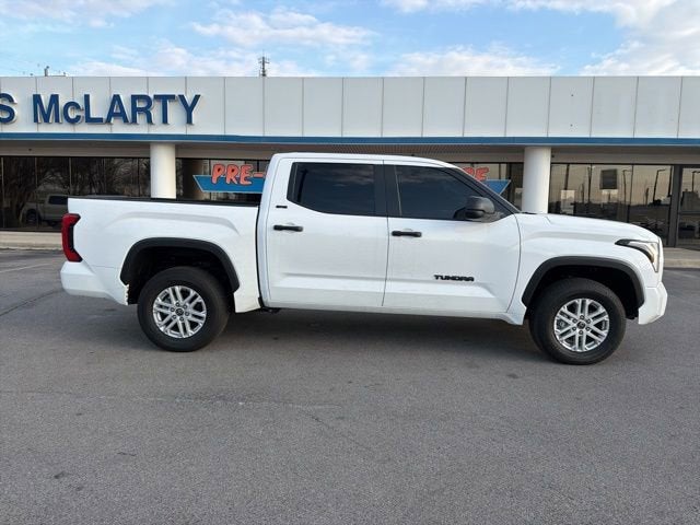 2024 Toyota Tundra 4WD SR5